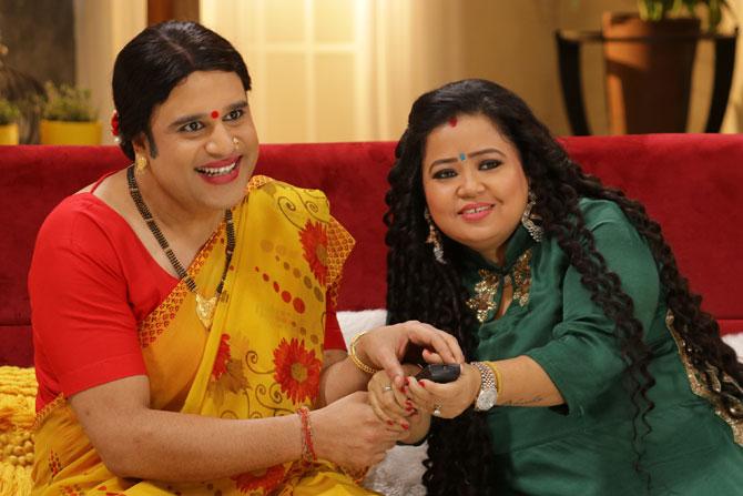 Bharti Singh and Krushna Abhishek in Funhit mein jaari