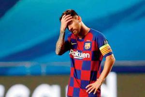 Was Leo Messi aloof, deflated v Bayern?