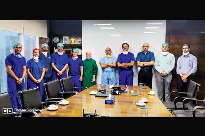 the team of doctors that performed the transplant 
