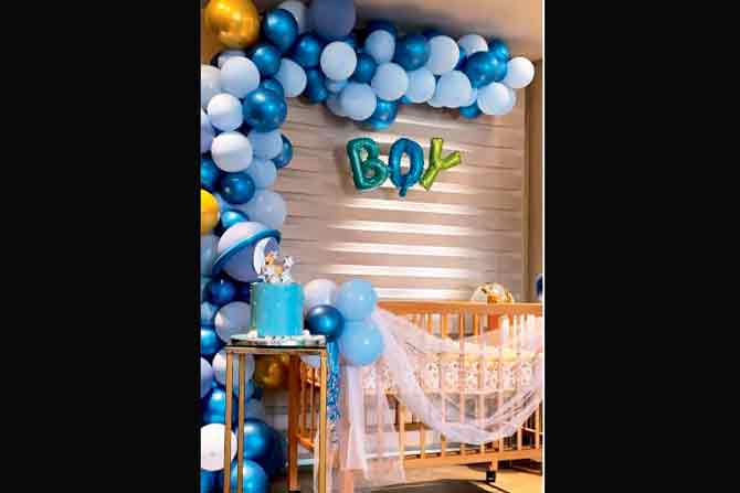The decorated room