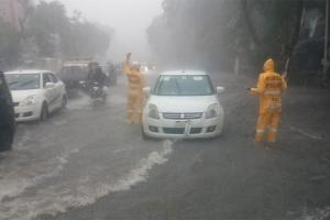 Mumbai Rains: City records 100 mm rains, possibility of flash floods