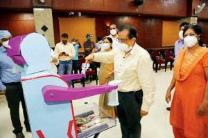 Railways go hi-tech; use AI, robotics to fight COVID