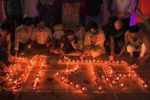Ram Mandir in Ayodhya: India celebrates with fireworks, dance & havans