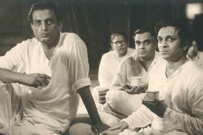 Satyajit Ray (left) and Ravi Shankar (right, aged 36) watch a playback during Shankar’s recording session of music for Ray’s Aparajito in 1956.  PIC COURTESY/Shankar family