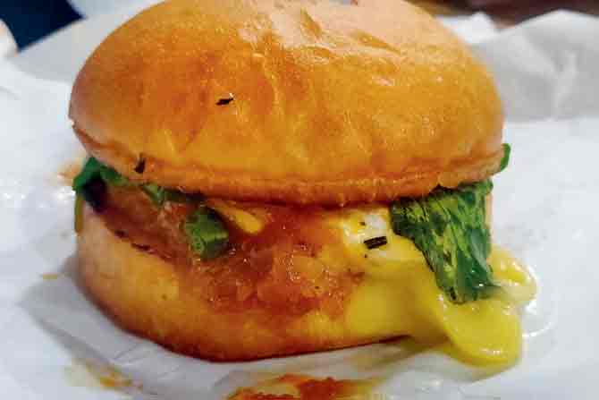 camembert and apple burger