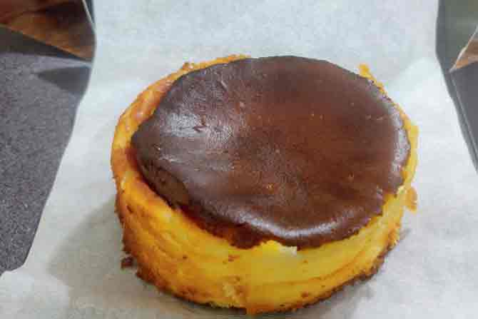 Basque classic cheesecake