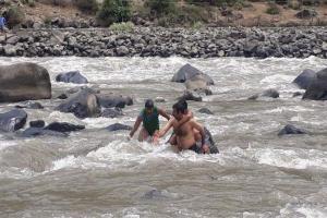 Watch video: BSF constable, cop save child from drowning in river