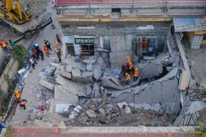 Death toll rises in China restaurant collapse, at least 29 dead