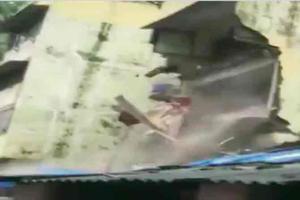 Mumbai Rains: Portion of house collapses in Dadar, caught on camera