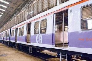 Mumbai Rains: Railway employee electrocuted on tracks