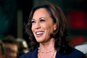 Kamala Harris accepts Democratic Party's nomination for US V-P