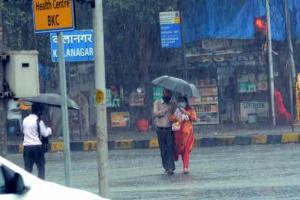 Mumbai: Heavy rains to continue, IMD issues orange alert