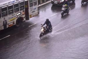 Mumbai Rains: Aaditya Thackeray, BMC chief and Mayor visit affected areas