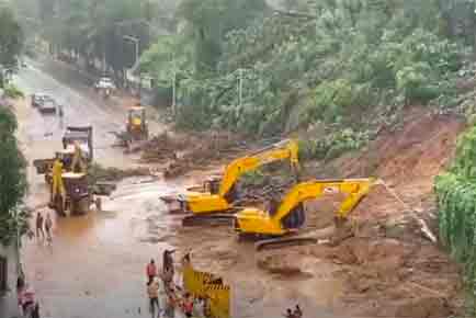 Mumbai Rains: Heavy showers led to tree falls, building collapse