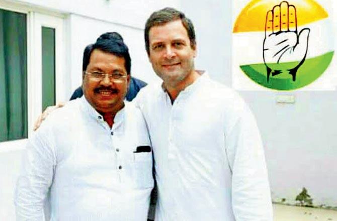 Vijay Wadettiwar and Rahul Gandhi