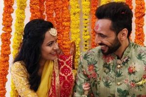 Punit Pathak and Nidhi's engagement pictures leave fans mesmerized
