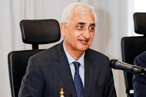 I wouldn't have signed letter to Sonia if approached: Salman Khurshid