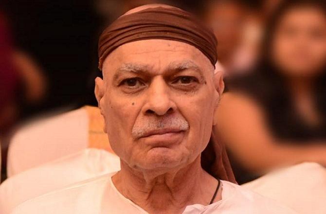 
Ex-Matka king Ratan Khatri died on May 9, 2020, at the age of 88. According to sources, Khatri was ailing for a long time. In the 1960s, he had joined Kalyan Bhagat to set up Matka in Mumbai. Matka, a lottery or gambling with number, was popular in all classes of Mumbai in the 1960s. After working with Bhagat as a manager, Khatri parted his way and formed his own 'Ratan Matka' in 1964.
