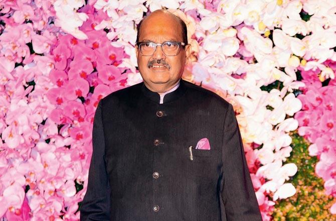 
Former Samajwadi Party (SP) leader and Rajya Sabha member Amar Singh passed away on August 1, 2020, after battling an illness. He was 64. Well known for his contacts in the business and film industry, Singh was a key leader in Samajwadi Party when it was part of the Congress-led United Progressive Alliance (UPA) government in 2008. In March 2020, he was hospitalised in Singapore for surgery in a kidney-related illness.
