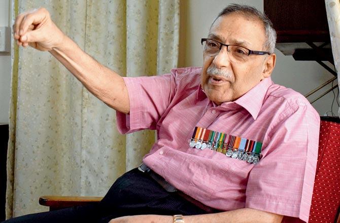 Indian war hero Squadron Leader (retd) Parvez Rustom Jamasji passed away on June 26, 2020. He was 77. A helicopter pilot, Jamasji was awarded the Vir Chakra in 1972. The Maharashtra government had also honoured him with the Gaurav Puraskar. Labelled as 'The Tiger of the Assam sector', Jamasji had transported hundreds of soldiers of the Special Frontier Forces into the enemy territory in a Mi-4 Russian helicopter when he was stationed at Dimagiri, on the border of Mizoram and then in East Pakistan.