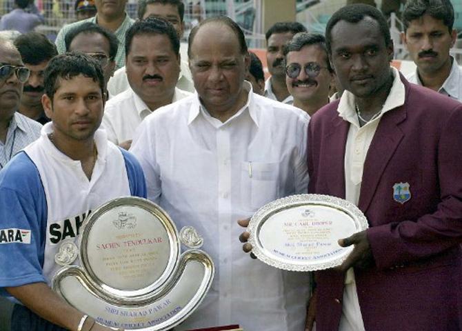 Sharad Pawar was born in Baramati, in Pune district. He studied in a college in Pune and earned a bachelor’s degree in commerce. Sharad Pawar married Pratibha Shinde in 1967; they have a daughter Supriya, who is a sitting MP from the Baramati constituency in Lok Sabha.