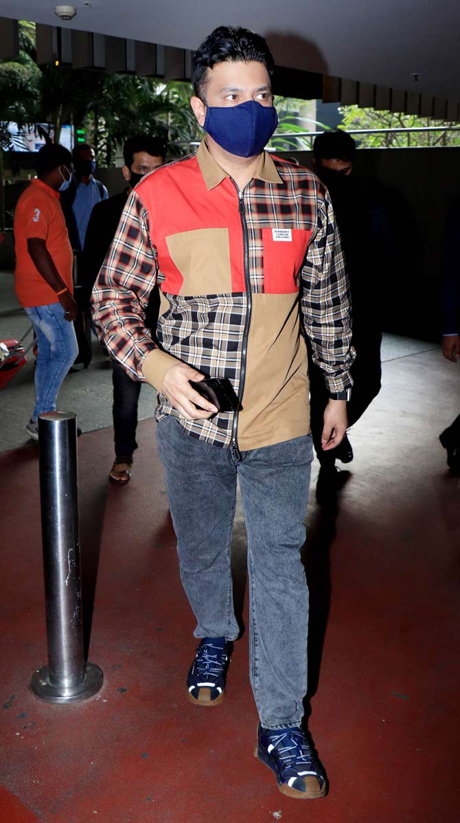 Bhushan Kumar, the popular Bollywood producer was also spotted at the Mumbai airport.