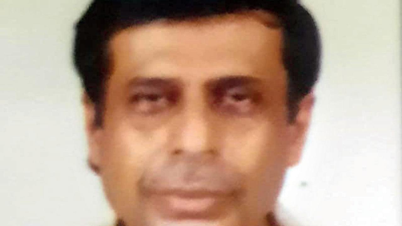 Mumbai: Businessman jumps off 7th floor after losses, debt