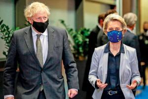 EU trade talks face 'moment of finality' on Sunday: UK
