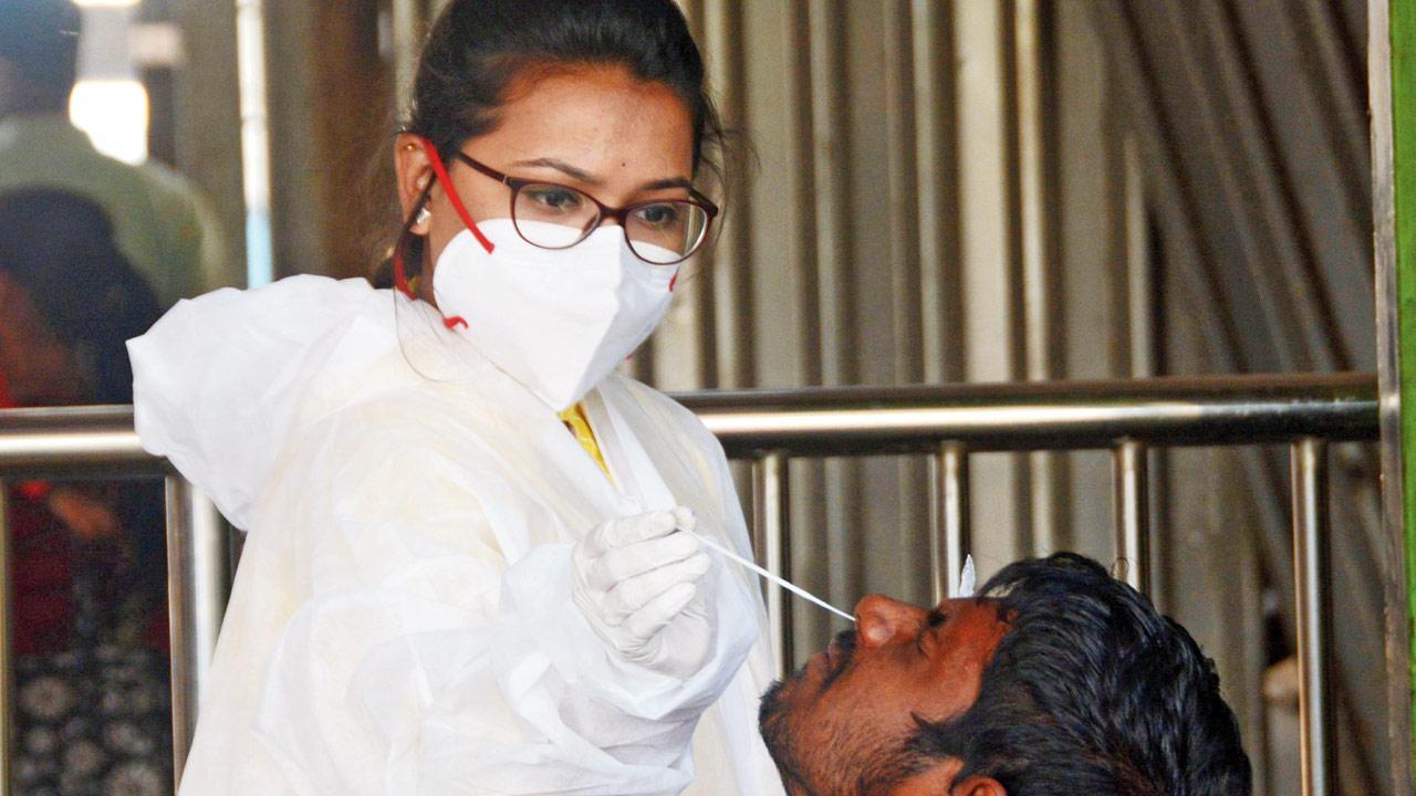 Mumbai ups antigen tests three-fold to keep new COVID-19 strain at bay