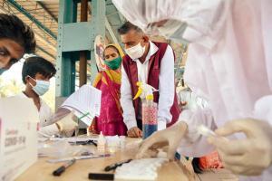 At 98, daily COVID-19 deaths spike in Maharashtra