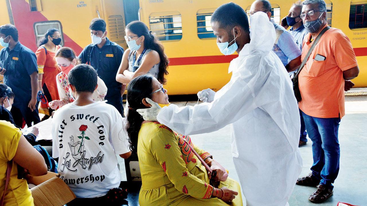 COVID-19: Mumbai's cases cross 700 again, numbers rise in Dharavi