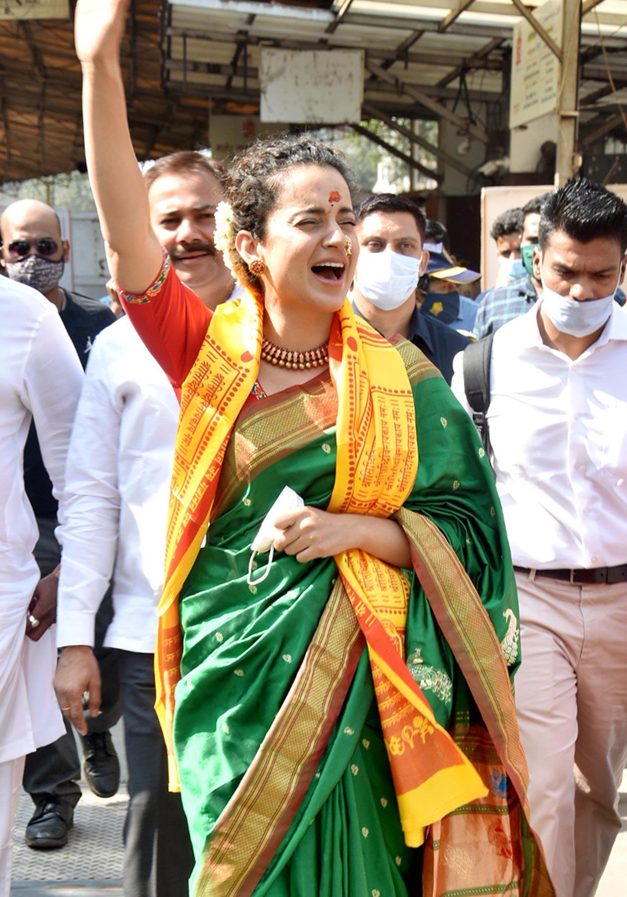 On the work front, Kangana Ranaut is slated to begin shooting for Razneesh Ghai's Dhaakad. She had been prepping for the action thriller in Manali. Earlier, Kangy was shooting for Thalaivi in Hyderabad and Chennai. Thalaivi is an upcoming bilingual biopic of late Jayalalithaa. The film will trace the journey of the late leader from silver screen to politics. It is directed by AL Vijay and also stars Arvind Swami, Prakash Raj, Madhoo and Bhagyashree.