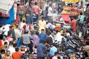 COVID-19: Mumbai records less than 700 cases