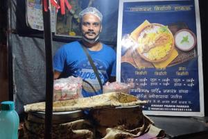 Mumbai: 5-star chef loses job during pandemic, sells biryani on street