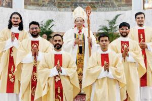 Archdiocese of Bombay ordains six new priests