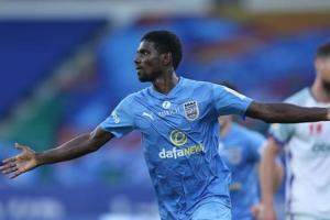 ISL: Mumbai brush past Odisha to go atop table