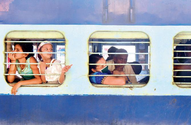 Railways’s criteria for a halt is that a station should have a minimum of 50 passengers embarking and disembarking daily. Representation pic