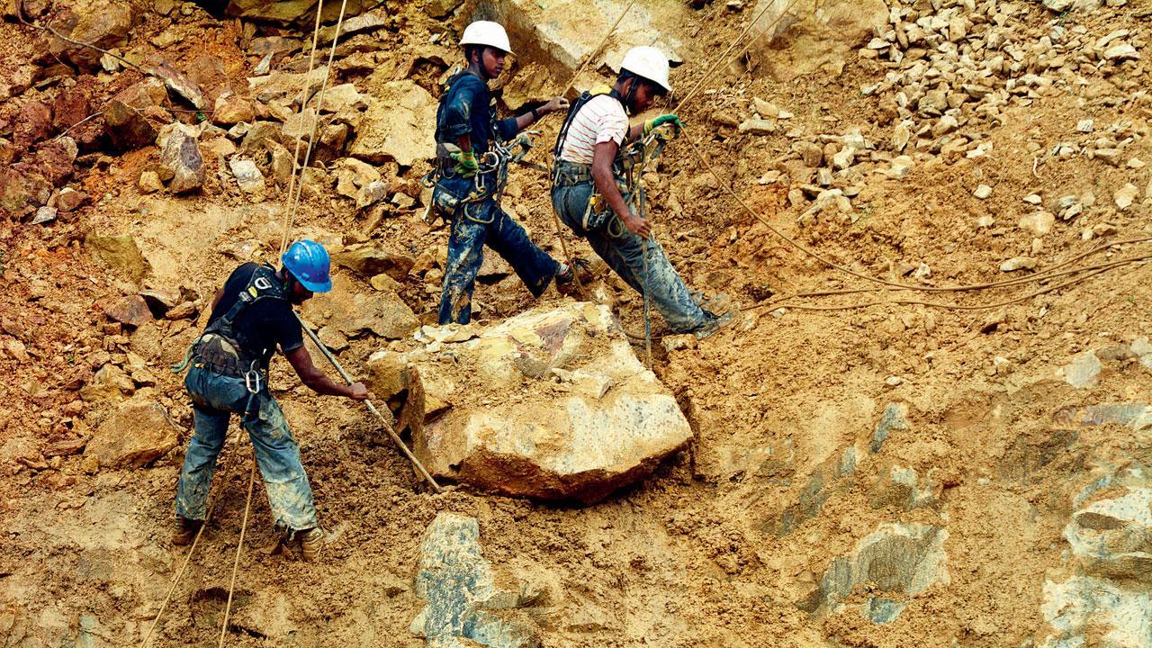 Mumbai: BMC mulls setting up small debris processing units