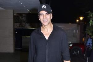 Akshay Kumar invites fans to join virtual fan event for Durgamati
