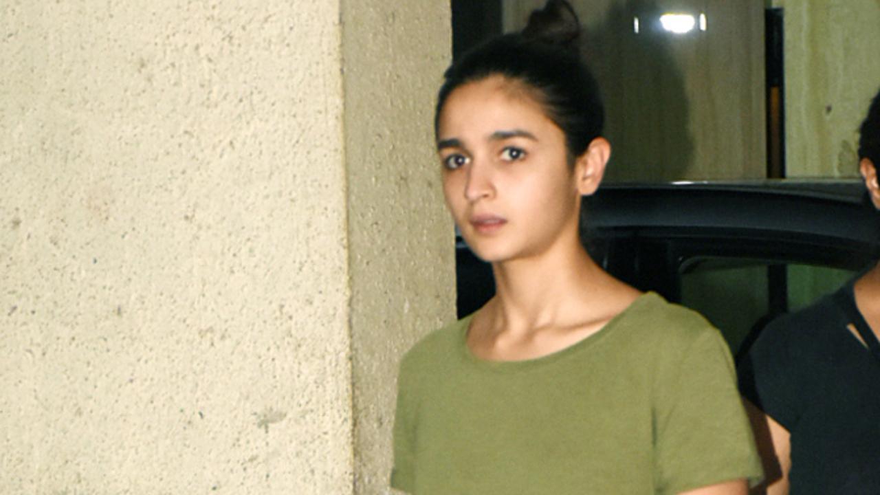 Inside Photo: Alia Bhatt channels her winter mood; treats fans to stunning picture