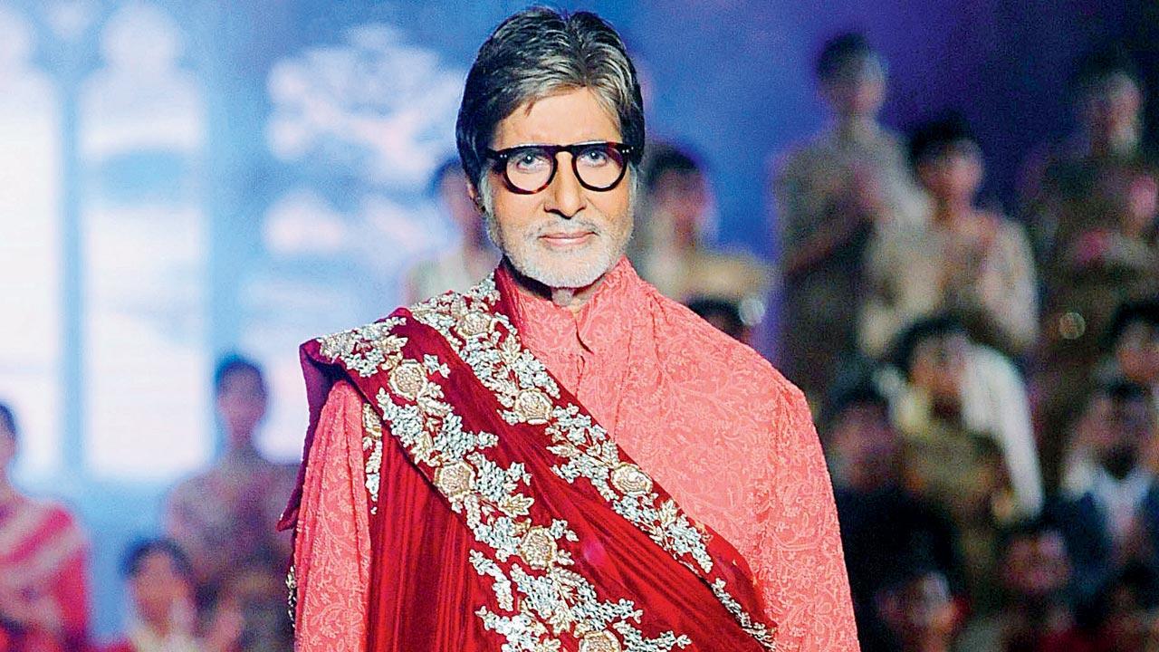 Amitabh Bachchan to star in Sooraj Barjtya's family drama?