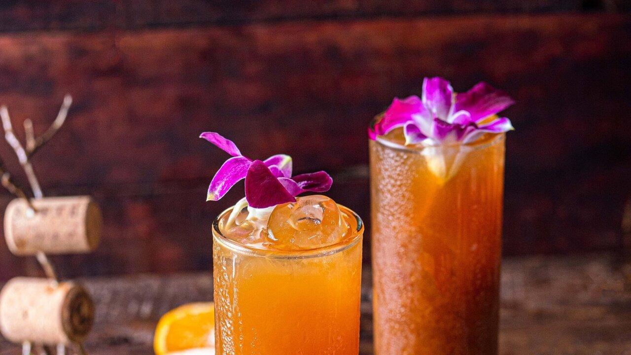 Easy DIY Cocktails for the perfect NYE celebration