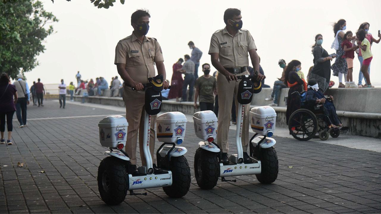 Mumbai: An evening with BMC's team in search of no-mask violators