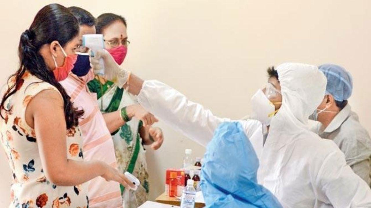Almost 22,000 new COVID-19 cases take India's tally to 1.02 crore