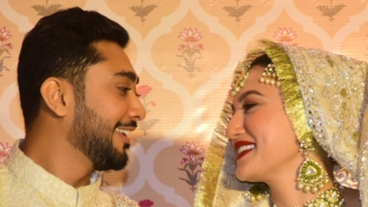 Gauahar Khan and Zaid Darbar had a grand wedding on Christmas eve (December 25). And while the rituals might be over, the euphoria around it is still fresh. To add to the excitement, the couple hosted a grand reception for their close families and friends. (All pictures: Yogen Shah/Pallav Paliwal).