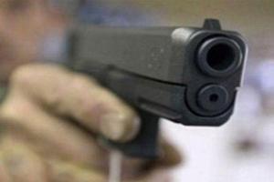 Drunk UP cop shoots man for resisting his misbehaviour with woman