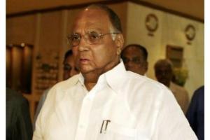Sharad Pawar threatens Centre to resolve farmers' issue soon