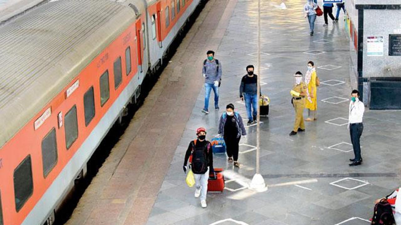 Mumbai-Delhi Rajdhani train to restart operations from December 30: Railways