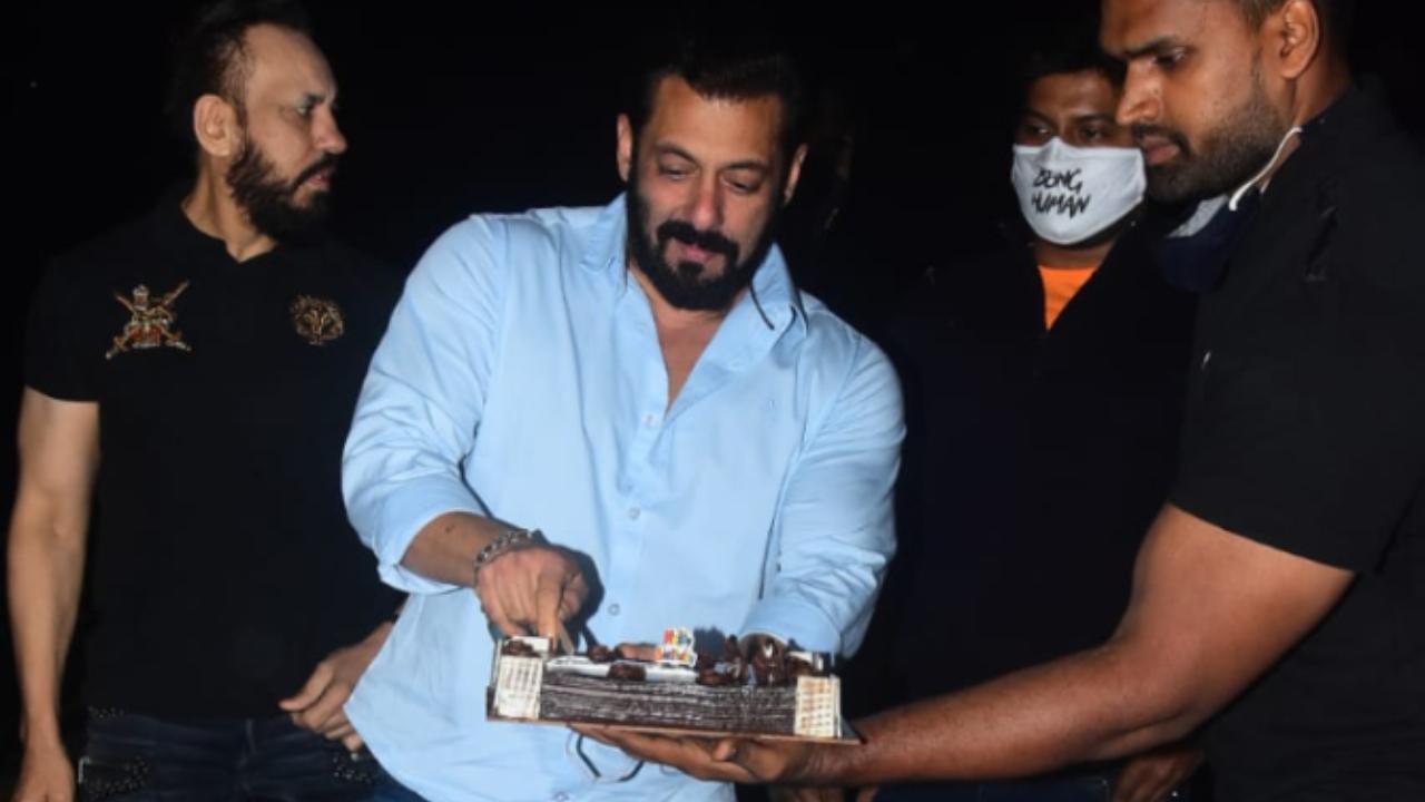 Bollywood megastar Salman Khan turned 55 on Sunday and the beloved Bhaijaan received a plethora of warm wishes from the film industry on the occasion. Although, the actor himself decided not to celebrate his birthday in a grand way, instead opting for a low-key birthday celebration at his Panvel farmhouse. (All pictures: Yogen Shah).
