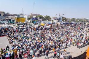 Noida, Ghaziabad routes to Delhi shut ahead of farmer talks